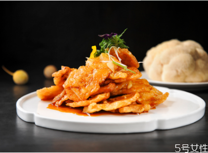 鍋包肉掛不上糊什么原因 鍋包肉掛不上糊怎么辦 鍋包肉掛不上糊什么原因 鍋包肉掛不上糊怎么辦