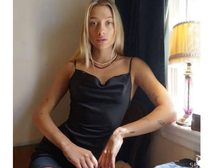 千禧辣妹風(fēng)卷土重來？千禧辣妹是什么風(fēng)格