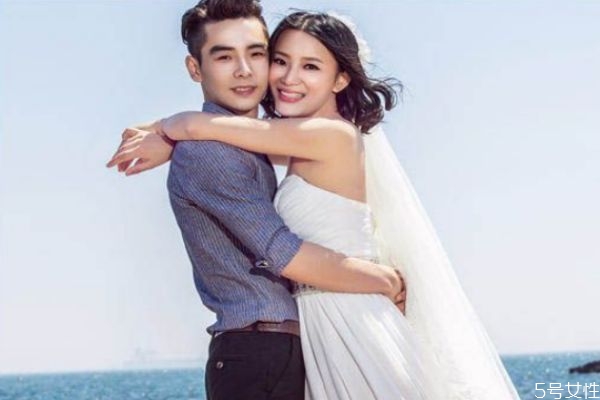 彩禮包括三金和戒指嗎 訂婚十二禮是什么意思 彩禮包括三金和戒指嗎 訂婚十二禮是什么意思