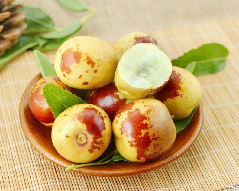 冬棗不紅是什么原因 冬棗為什么會變紅色 冬棗不紅是什么原因 冬棗為什么會變紅色