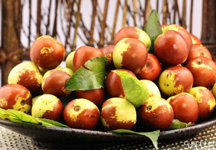 冬棗不紅是什么原因 冬棗為什么會變紅色 冬棗不紅是什么原因 冬棗為什么會變紅色