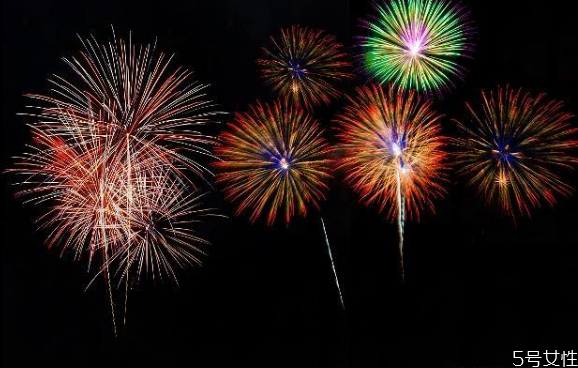 情侶圣誕節(jié)怎么過(guò) 最浪漫的圣誕約會(huì)地