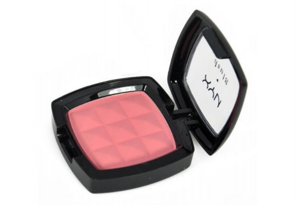 如何測試腮紅過不過敏 為什么會(huì)對(duì)腮紅過敏 如何測試腮紅過不過敏 為什么會(huì)對(duì)腮紅過敏