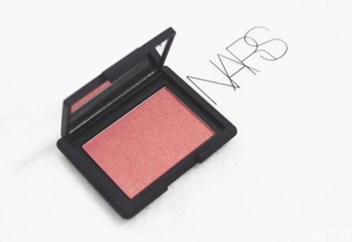 腮紅膏干了怎么辦 腮紅膏日常保養(yǎng)怎么做 腮紅膏干了怎么辦 腮紅膏日常保養(yǎng)怎么做