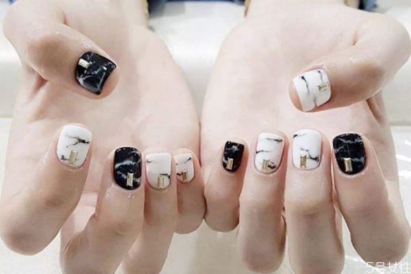 美甲最好一個(gè)月做幾次 經(jīng)常做指甲會(huì)致癌嗎 美甲最好一個(gè)月做幾次 經(jīng)常做指甲會(huì)致癌嗎