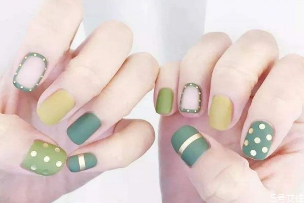 美甲磁鐵丟了可以用什么代替 美甲貓眼磁鐵磁的用法 美甲磁鐵丟了可以用什么代替 美甲貓眼磁鐵磁的用法