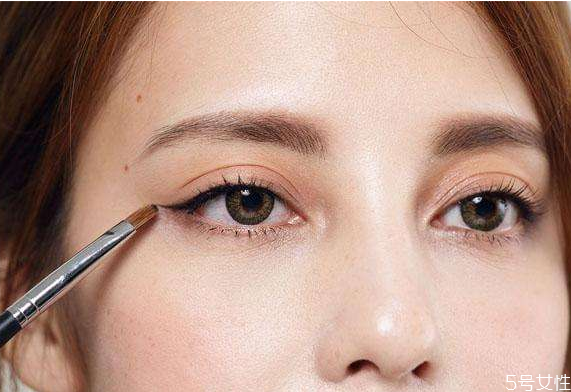 眼線筆干了放水里泡多久 眼線筆筆尖干了怎么辦