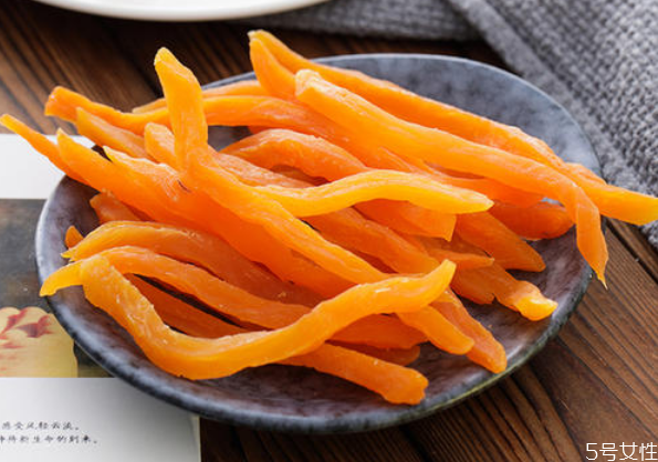 紅薯干怎么曬好吃 發(fā)霉的紅薯洗洗能吃嗎 紅薯干怎么曬好吃 發(fā)霉的紅薯洗洗能吃嗎