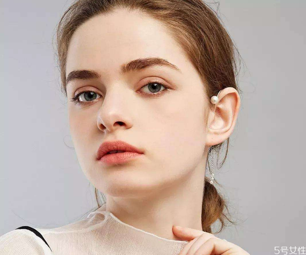 方臉如何改變臉型 方臉怎么變成瓜子臉 方臉如何改變臉型 方臉怎么變成瓜子臉