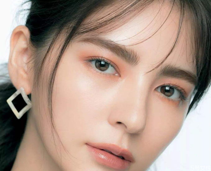 眉毛修復劑涂多久擦掉 眉毛修復劑需要擦幾天 眉毛修復劑涂多久擦掉 眉毛修復劑需要擦幾天