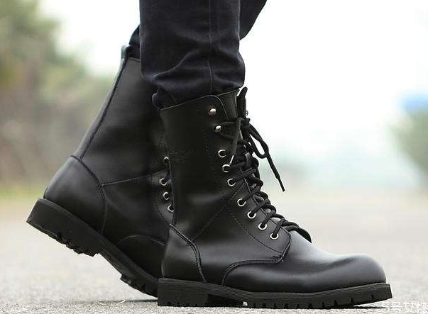 靴子掉皮了怎么補(bǔ)救 如何防止靴子掉皮