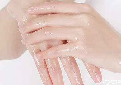 美白手膜哪個(gè)牌子好用 美白手膜推薦 美白手膜哪個(gè)牌子好用 美白手膜推薦