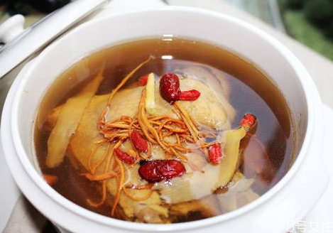 清燉鴨湯怎么燉好喝 清燉鴨湯怎么做不腥 清燉鴨湯怎么燉好喝 清燉鴨湯怎么做不腥