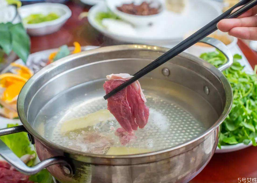 清湯火鍋上火嗎 清湯火鍋為什么也上火 清湯火鍋上火嗎 清湯火鍋為什么也上火