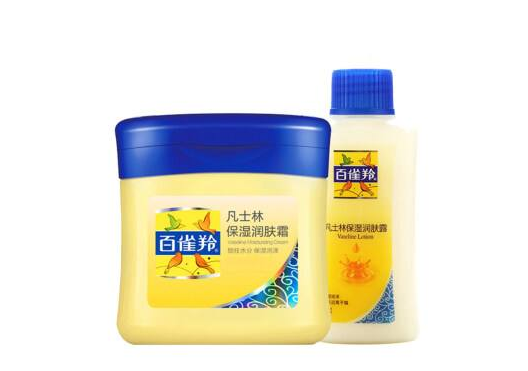 凡士林潤膚霜能擦臉嗎 凡士林潤膚霜可以祛痘印嗎 凡士林潤膚霜能擦臉嗎 凡士林潤膚霜可以祛痘印嗎