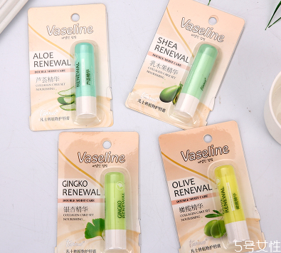 凡士林唇膏能天天用嗎 凡士林唇膏可以擦臉嗎 凡士林唇膏能天天用嗎 凡士林唇膏可以擦臉嗎
