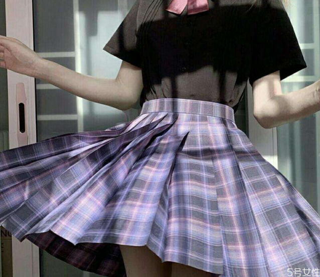 jk腰圍買大還是買小 jk腰圍大了怎么改 jk腰圍買大還是買小 jk腰圍大了怎么改