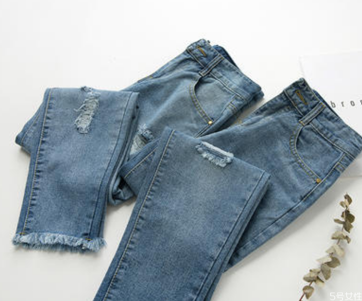 新買(mǎi)的牛仔褲有味道怎么辦 新買(mǎi)的牛仔褲為什么會(huì)有味道 新買(mǎi)的牛仔褲有味道怎么辦 新買(mǎi)的牛仔褲為什么會(huì)有味道