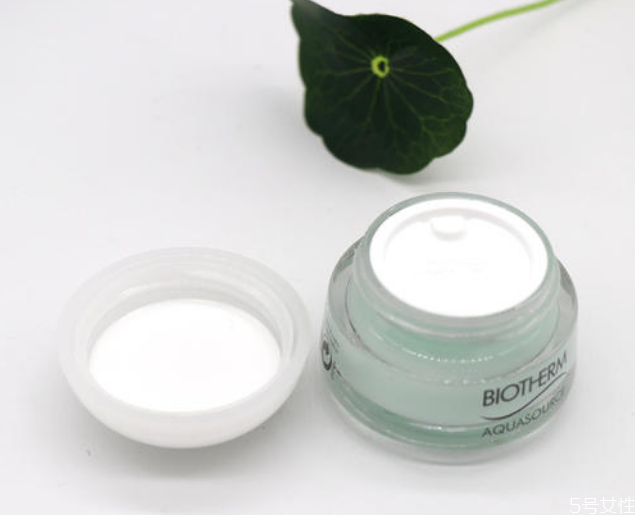 碧歐泉凝露好用嗎 碧歐泉凝露使用方法 碧歐泉凝露好用嗎 碧歐泉凝露使用方法