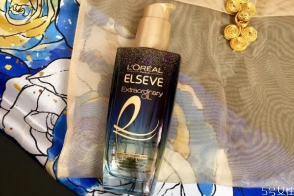 涂完護發(fā)精油要吹干嗎 護發(fā)精油的使用誤區(qū) 涂完護發(fā)精油要吹干嗎 護發(fā)精油的使用誤區(qū)