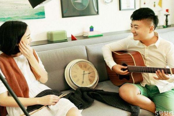 斷聯(lián)后是否還能復(fù)合 男生一個(gè)月不聯(lián)系算結(jié)束 斷聯(lián)后是否還能復(fù)合 男生一個(gè)月不聯(lián)系算結(jié)束