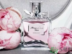 香氛和香水的區(qū)別是什么?香氛和香水有什么區(qū)別? 香氛和香水的區(qū)別是什么?香氛和香水有什么區(qū)別?