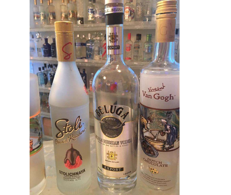 伏特加兌雪碧危險嗎 伏特加兌雪碧比例是多少 伏特加兌雪碧危險嗎 伏特加兌雪碧比例是多少