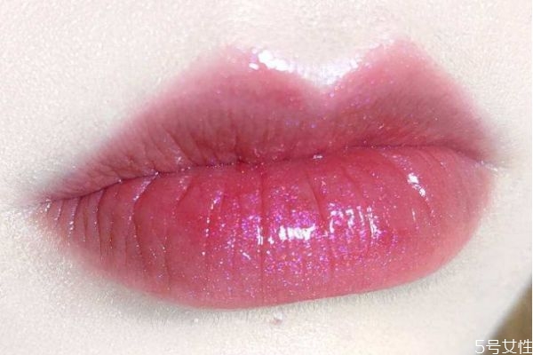 口紅出汗怎么恢復(fù) 口紅會出汗的原因 口紅出汗怎么恢復(fù) 口紅會出汗的原因