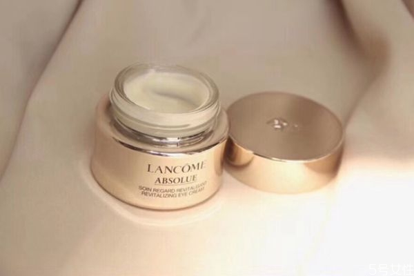 蘭蔻菁純眼霜和雅詩(shī)蘭黛眼霜哪個(gè)好 蘭蔻和雅詩(shī)蘭黛對(duì)比 蘭蔻菁純眼霜和雅詩(shī)蘭黛眼霜哪個(gè)好 蘭蔻和雅詩(shī)蘭黛對(duì)比