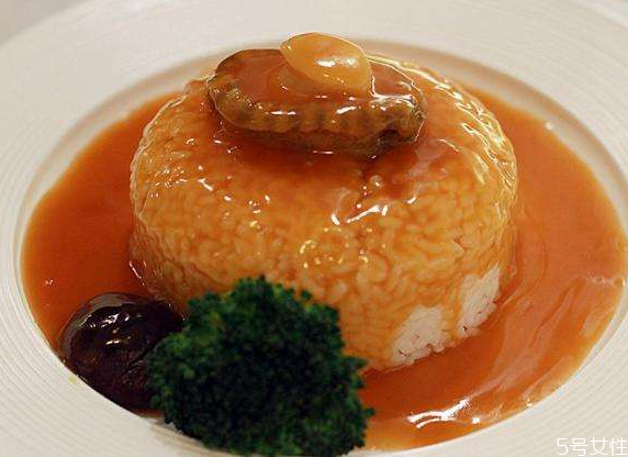 鮑汁撈飯的鮑汁怎么做 鮑魚撈飯的汁怎么做才濃 鮑汁撈飯的鮑汁怎么做 鮑魚撈飯的汁怎么做才濃