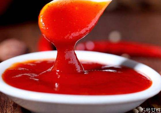 自制甜辣醬的做法 炸雞甜辣醬是怎么做的 自制甜辣醬的做法 炸雞甜辣醬是怎么做的