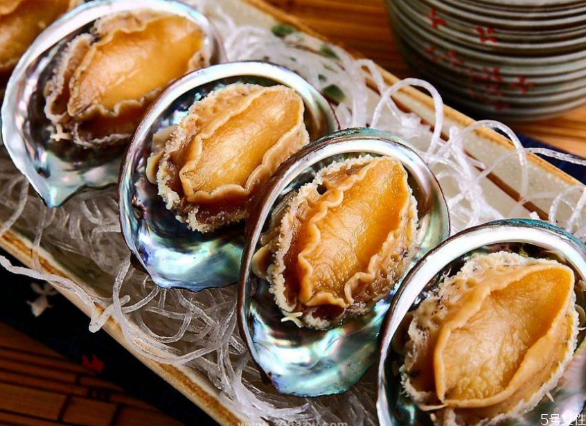 鮑魚粥什么時(shí)間放鮑魚 鮑魚粥怎么做不腥