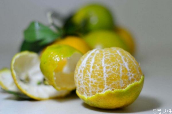 皇帝柑幾月份最好吃 皇帝柑綠皮好還是黃皮好 皇帝柑幾月份最好吃 皇帝柑綠皮好還是黃皮好