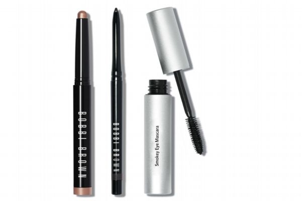 涂睫毛膏睫毛會(huì)長長嗎 刷睫毛膏一定要打底嗎