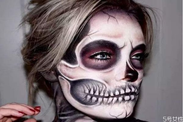 恐怖骷髏妝的畫法 毛戈平骷髏妝的畫法 恐怖骷髏妝的畫法 毛戈平骷髏妝的畫法