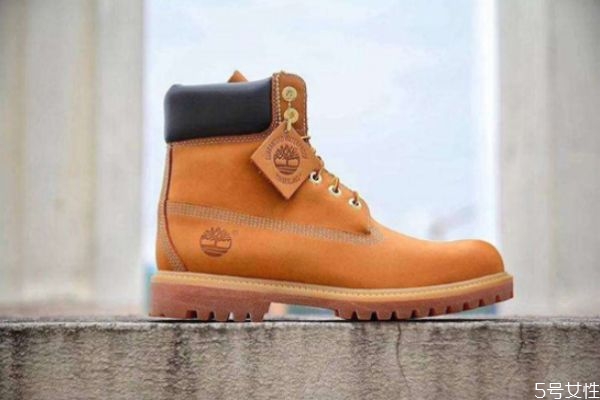 大黃靴寬版和窄版有什么區(qū)別 timberland要買(mǎi)m還是w
