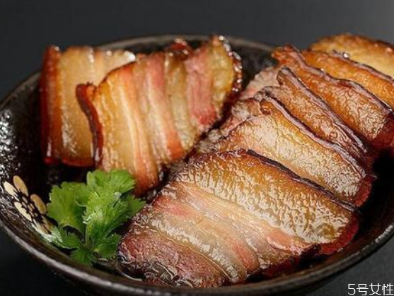 臘肉發(fā)霉怎么處理 如何防止臘肉發(fā)霉 臘肉發(fā)霉怎么處理 如何防止臘肉發(fā)霉