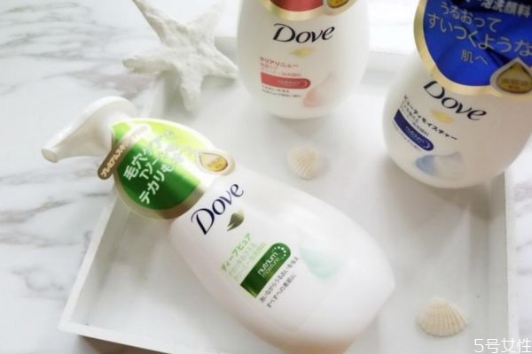 洗面奶是早晚都要用嗎 洗面奶起皮正?，F(xiàn)象嗎