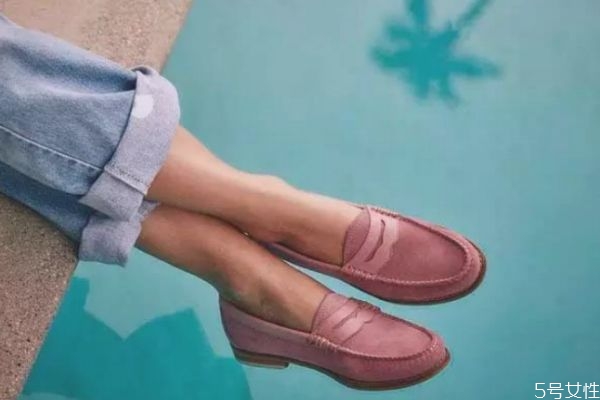 樂福鞋有哪些優(yōu)點(diǎn) 樂福鞋怎么保養(yǎng)