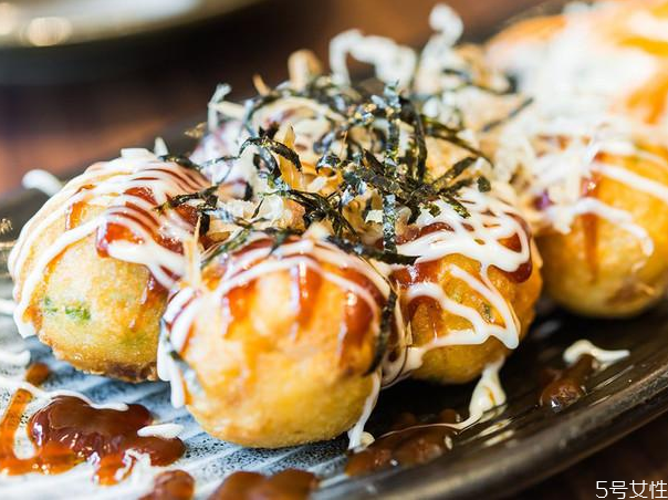 章魚小丸子配料 章魚小丸子都有什么口味 章魚小丸子配料 章魚小丸子都有什么口味