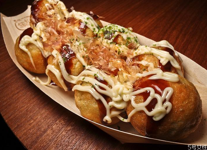 章魚小丸子粉調(diào)配比例 章魚燒粉用面粉怎么配 章魚小丸子粉調(diào)配比例 章魚燒粉用面粉怎么配