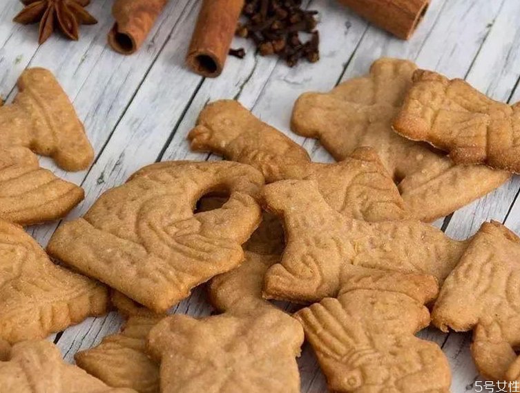 烤箱做的餅干可以放多久 自制餅干怎么保存酥脆 烤箱做的餅干可以放多久 自制餅干怎么保存酥脆