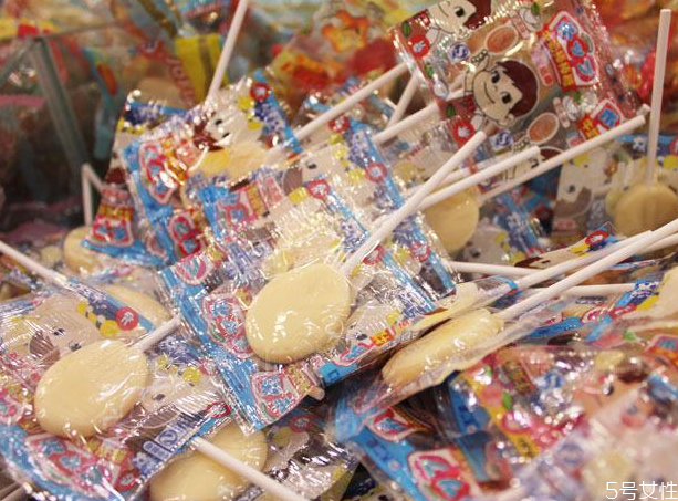 不二家棒棒糖熱量 不二家棒棒糖會(huì)長(zhǎng)胖嗎 不二家棒棒糖熱量 不二家棒棒糖會(huì)長(zhǎng)胖嗎