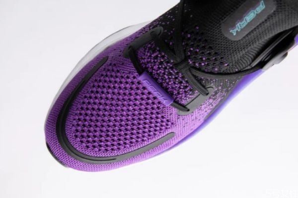 匹克態(tài)極2.0鞋帶旋鈕怎么用 匹克態(tài)極怎么調松緊