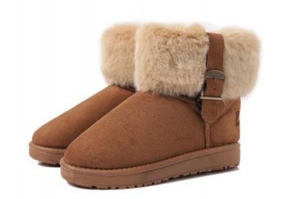 雪地靴里面臭如何清洗 雪地靴可以清洗內部嗎