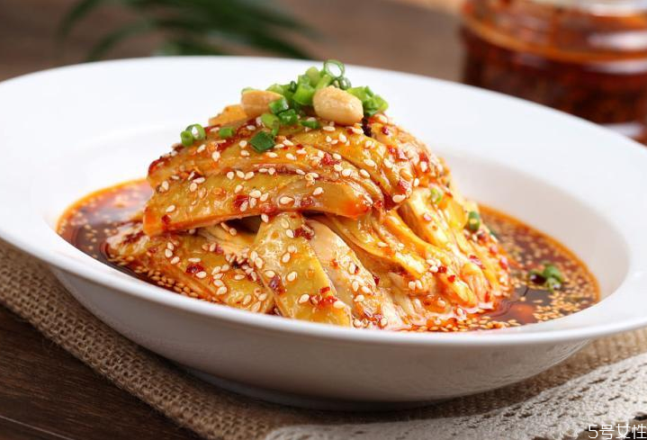 口水雞是哪個地方的菜系 口水雞名字的由來 口水雞是哪個地方的菜系 口水雞名字的由來