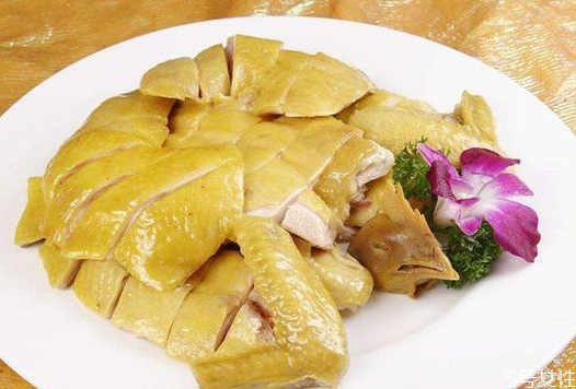 白切雞制作方法 白切雞竅門 白切雞制作方法 白切雞竅門