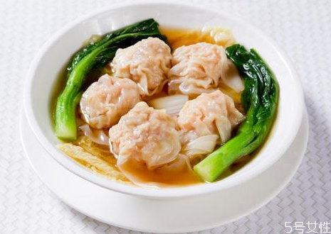 云吞面先煮云吞還是先煮面 云吞面的做法 云吞面先煮云吞還是先煮面 云吞面的做法