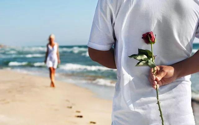 巨蟹座會暗戀什么樣的人? 巨蟹座吃醋的表現 巨蟹座會暗戀什么樣的人? 巨蟹座吃醋的表現