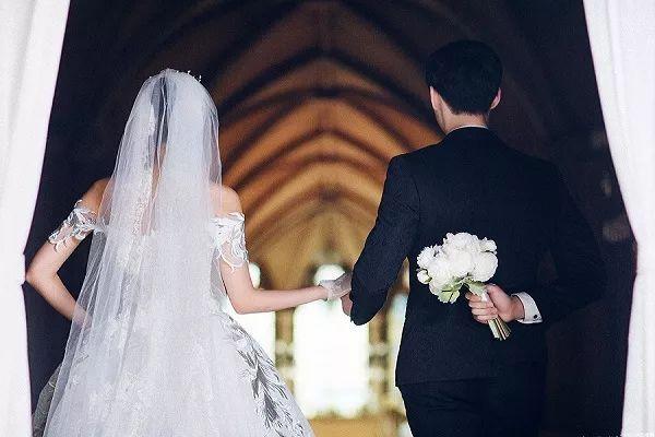 巨蟹座會暗戀什么樣的人? 巨蟹座吃醋的表現 巨蟹座會暗戀什么樣的人? 巨蟹座吃醋的表現